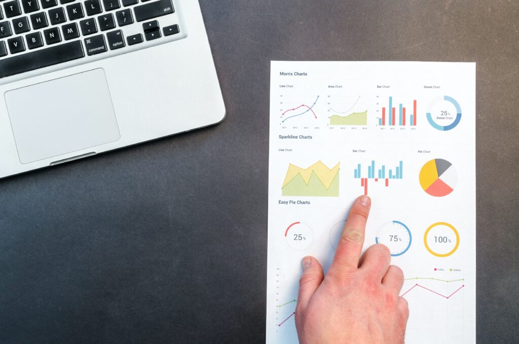 L'email marketing è un attività che ti permette di aggiornare costantemente i tuoi clienti sulle tue nuove offerte e prodotti.